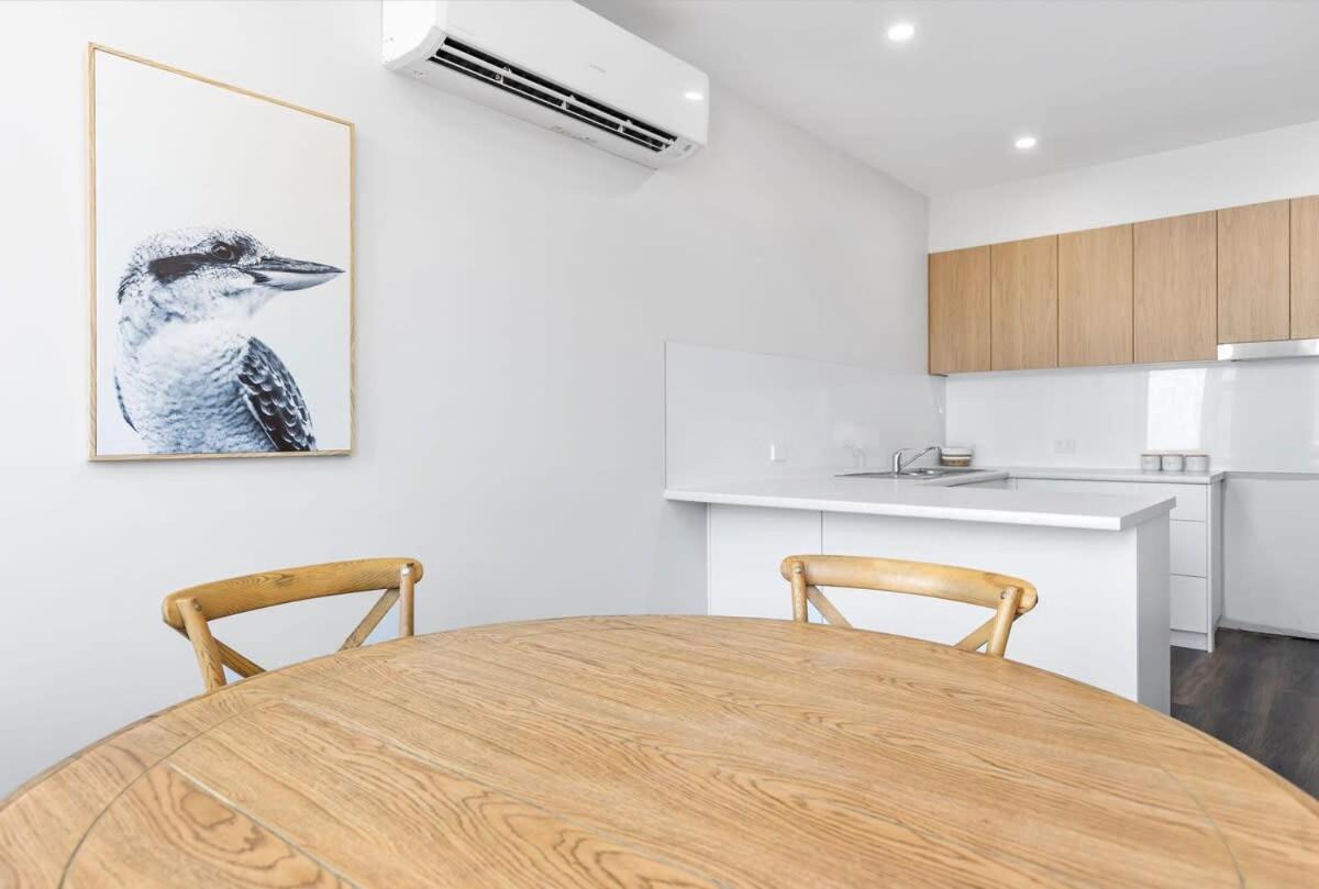 Bedford House - Cbd Location, Sleeps 6 Apartment Wagga Wagga Exterior photo