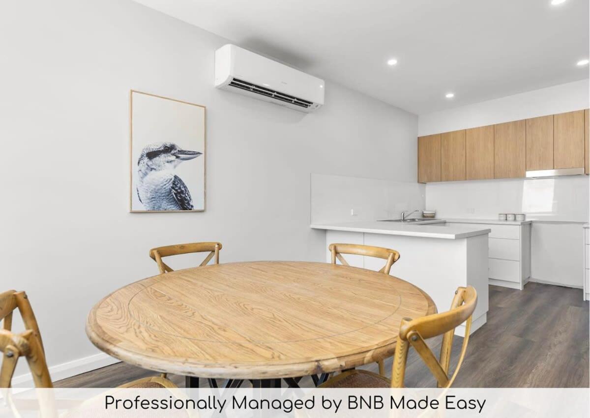 Bedford House - Cbd Location, Sleeps 6 Apartment Wagga Wagga Exterior photo