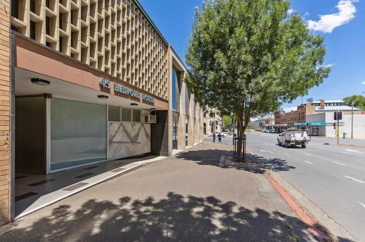 Bedford House - Cbd Location, Sleeps 6 Apartment Wagga Wagga Exterior photo